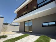 Sobrado para venda tem 237 metros quadrados com 3...