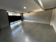 Sobrado para venda tem 280 metros quadrados com 3...