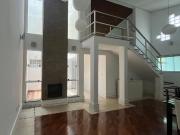 Sobrado para Venda/Aluguel com 3 quartos, 242 m² por R$...