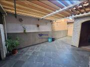 Sobrado para Venda/Aluguel com 4 quartos, 198 m² por R$...