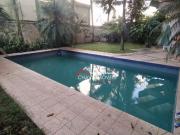 Sobrado para Venda/Aluguel com 4 quartos, 593 m² por R$...