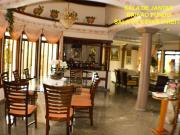 Sobrado para Venda/Aluguel com 5 quartos, 589 m² por R$...