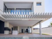 SOBRADO PORTAL DO SOL GREEN Casa em Condomínio com 4...