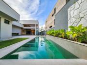 Sobrado Premium no Jardins Itália com 5 Suítes e...