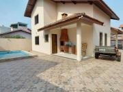 Sobrado Próximo a Praia Centro De Peruibe