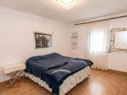 Sobrado Reformado na Vila Mariana – 2 Quartos, 2 Vagas e...