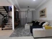 Sobrado Res. Brasilia Sul Casa em Condomínio com 4...