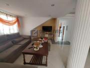 Sobrado Residencial à Venda em Parque dos Passáros, SBC...