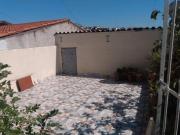 Sobrado residencial com 3 casas Parque das Laranjeiras...