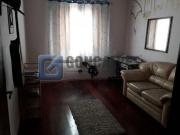 Sobrado residencial com 3 quartos, 2 vagas, em Santa...