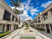 Sobrado townhouse com 3 quartos no campo comprido