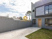 Sobrado triplex 3 quartos sendo 1 suíte amplo jardim nos fun