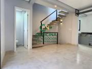 Sobrado tríplex à venda 2 dormitórios, sendo 2 suítes 1...