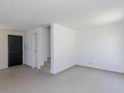 Sobrado triplex a venda novo semimobiliado no Boa Vista...