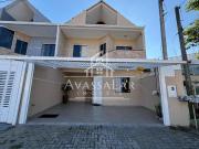 Sobrado Triplex com 3 Dormitórios à Venda no Sítio...