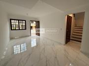 Sobrado Triplex com 4 Dormitórios, 2 Suítes, 175 m², à...