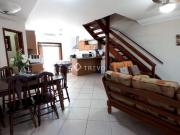 SOBRADO TRIPLEX EM VILLAGIO COM 3 DORM/4 WC/2 VAGAS À...