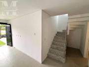 SOBRADO TRIPLEX, EXCELENTE LOCALIZAÇÃO CHURRASQUEIRA –...