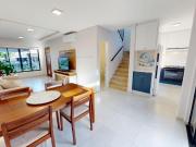 SOBRADO TRIPLEX NO CORAÇÃO DO CAJURU — SEMIMOBILIADO E...