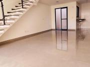 Sobrado Tríplex Vila Curuçá / Pq. das Nações