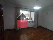 Sobrado Ã venda, com 2 dormitorios com armarios, 2...