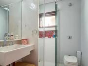 Sobrado à venda em Campinas, Sousas, com 4 suítes, com...