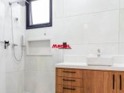 SOBRADO VENDA PORTEIRA FECHADA COM 435m2 5 SUITES...