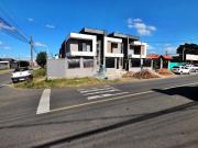 Sobrados à venda no Capão da Imbuia, com 03 quartos...