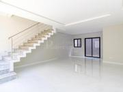 Sobrados prontos para morar, não Geminados, Duplex 3...