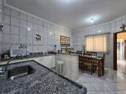 Sobre casa com 221 m² em Americana SP