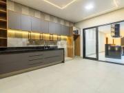 Sobre casa com 230 m² à venda ou para alugar em...