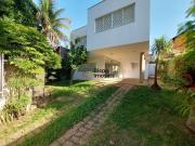 Sobre casa com 250 m² para alugar ou à venda em Americana SP