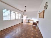 Sobre casa com 269 m² para alugar ou à venda em Bauru SP