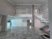 Sobre casa com 330 m² para alugar ou à venda em Bauru SP