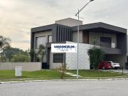 Sobre casa com 345 m² em São José dos Campos SP