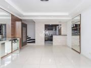 Sobre sobrado com 203 m² em Curitiba PR Sobre sobrado com 203 m² em Curitiba PR
