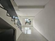 Sobreposta alta duplex com 3 dormitórios sendo 2 suítes,...