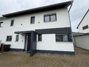 Sofort beziehbares, top ausgestattetes, Einfamilienhaus...