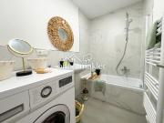 Sofort einziehen moderne 4 Zimmer Wohnung ohne Provision