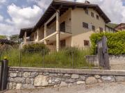 Sogna la tua Seconda Casa: Rifugio di Montagna a Esino...