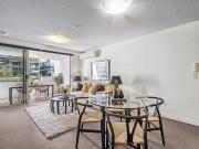 SOHO APARTMENTS – IT HAS THE SIZE/QUALITY/LOCATION!