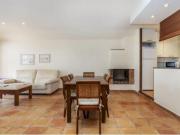 Sol, terraza y mar: en el corazón de Calella de...