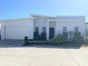 Solana Lifestyle Resort Villa 39 Elegant Living in a...