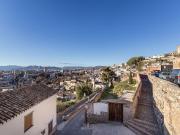 SOLAR EN EL ALBAYCIN CON PROYECTO