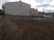 Solar urbano con proyecto para 17 pisos o 4 adosados