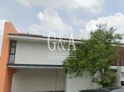SOLARES CASA EN RENTA SOBRE BOULEVARD