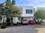 SOLARES Casa en venta en Fraccionamiento Solares