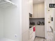 Soleado apartamento de 2 dormitorios con balcón en...