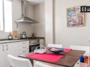 Soleado apartamento de 3 dormitorios con hermosa terraza...