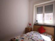 Soleggiata camera singola con terrazzo e con portineria